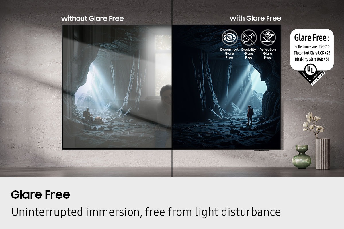 OLED TV scene is clear without reflections with Glare Free. No discomfort, disability, reflection icons. UL verified V166045 UGR<10, UGR<22, UGR<34 logo.