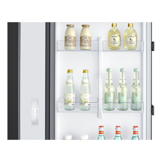 [détá~íl5 Ñá~vý]