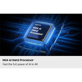 تنزل شريحة معالج Samsung NQ4 AI Gen2 على لوحة التلفزيون الرئيسية وتضيء بموجات من الطاقة تتصاعد من الشريحة إلى بقية أجزاء التلفزيون.
