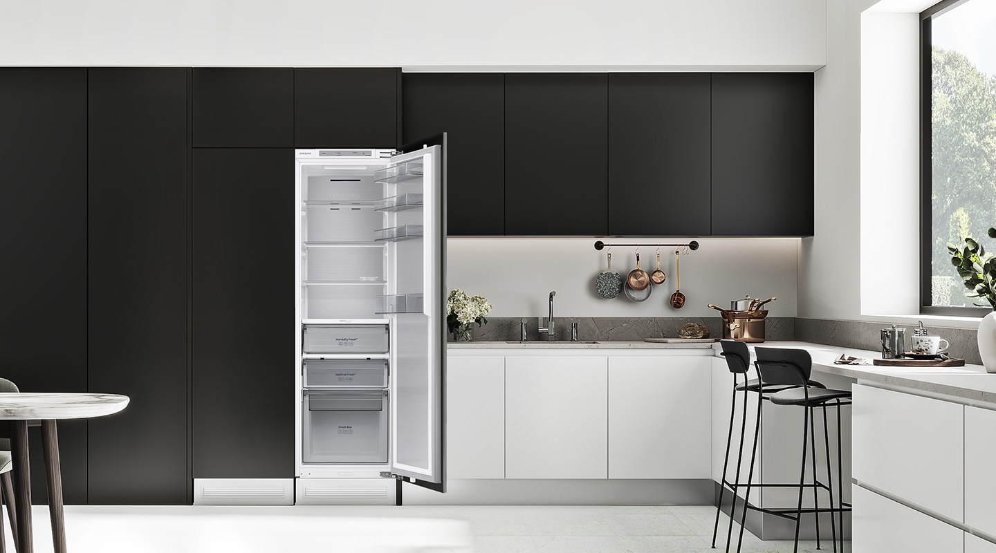 BRR6000B Freezer and Lader products are installed in the kitchen, and the Lader door is open.