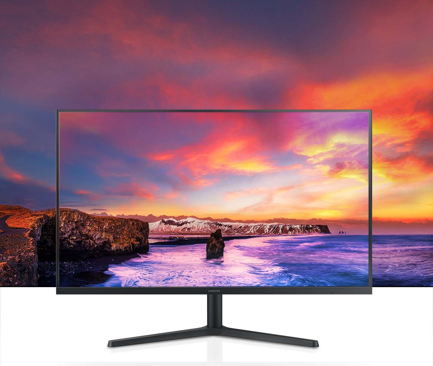 Con la playa al fondo, está conectado de forma natural con la S30B.