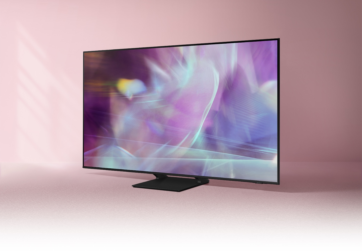 Q60A displays intricately blended color graphics which demonstrate long-lasting colors of Quantum Dot technology.
