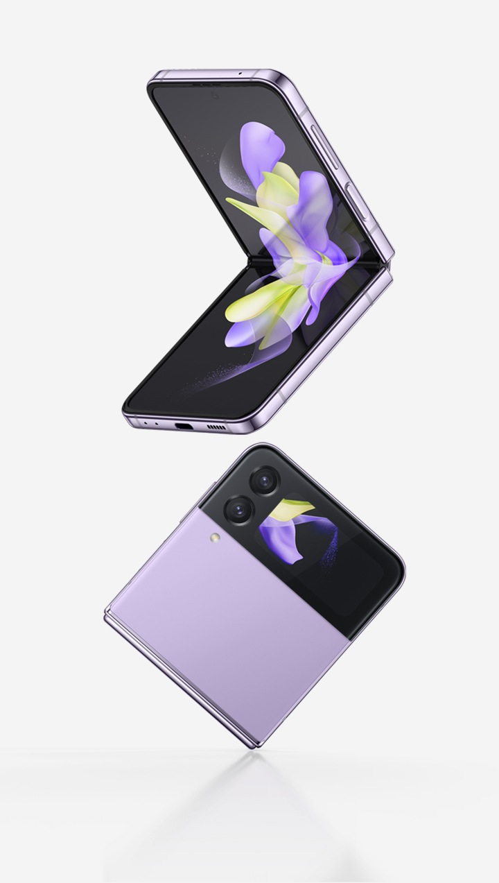 Galaxy Z Flip4 in Bora Purple