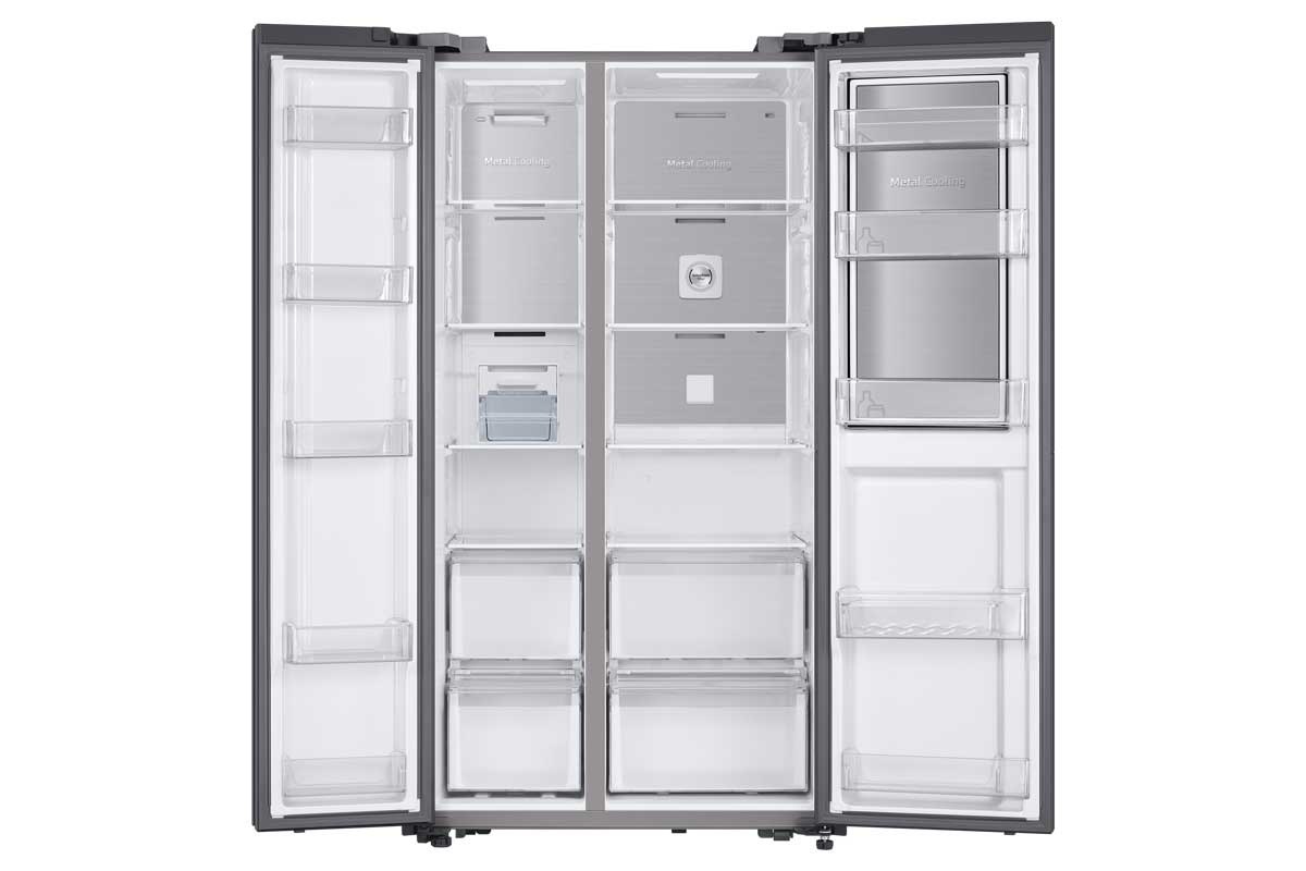 See the Samsung Side by Side Refridge ((RH62A50E16C/ME) in the front, doors open and without foods inside! Check out to select your Capacity at Samsung MY!