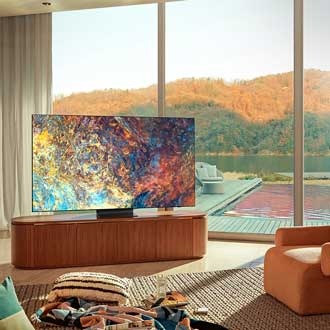 Samsung QLED QN90A med Neo Quantum Processor 4K viser bildet helt klart