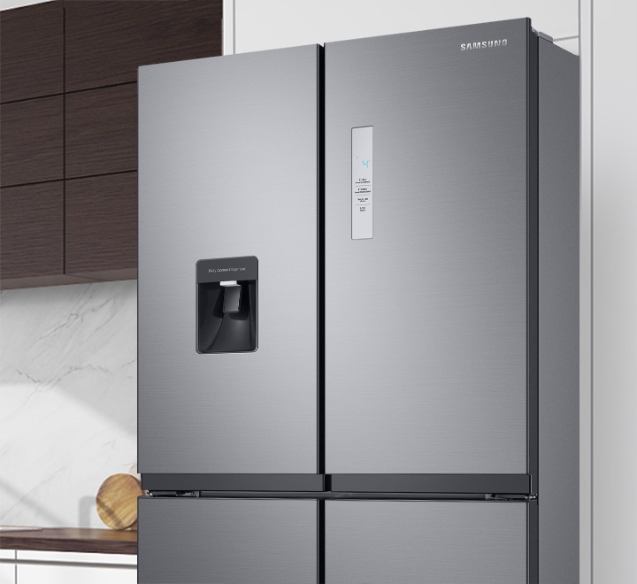 488L French Door Refrigerator With NonPlumbed Water Dispenser And