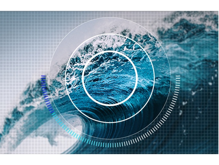 QLED TV shows accurate colors even in similar blue colors through image analysis in case of waves.