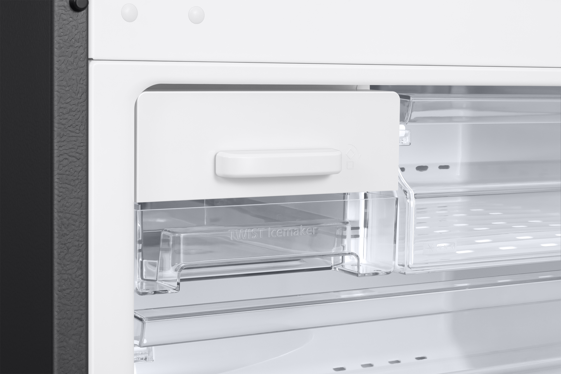 [détá~íl-tw~íst-í~cé-má~kér M~átté~ Blác~k Sté~él]