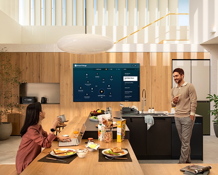 Lifestyle-people-in-room