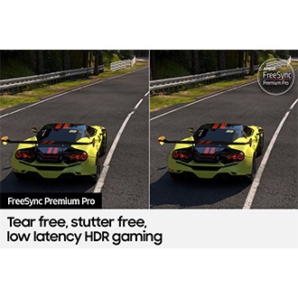 QLED TV Q70B with FreeSync Premium Pro shows the game screen clearly.