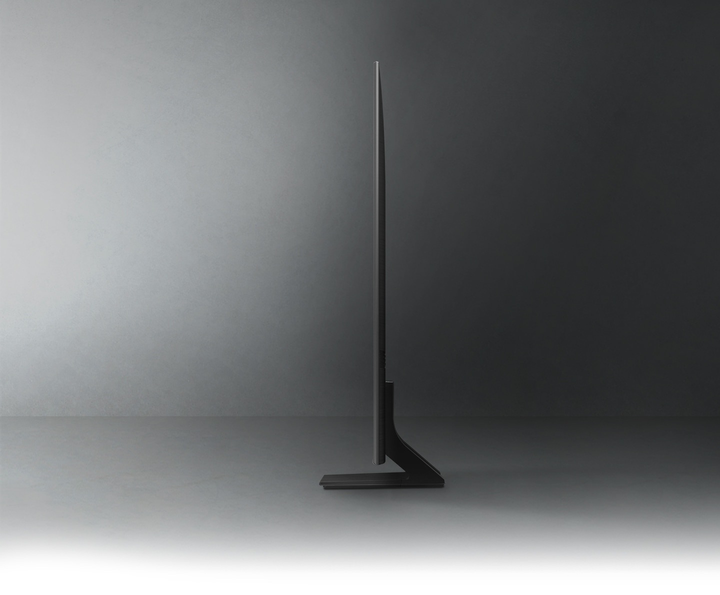 Profile view of Crystal UHD TV shows ultra slim design of Crystal UHD TV AirSlim.