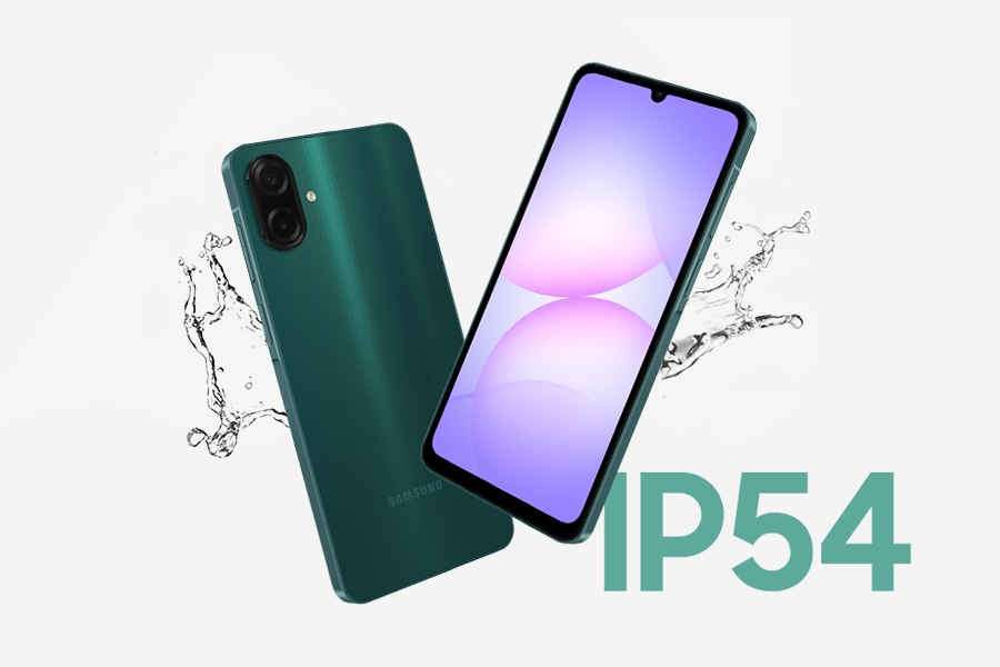 Two Galaxy A07 devices. One shows its back, while the other faces forward. Splashes of water beside the devices highlight their water resistance. At the bottom right is the text IP54.