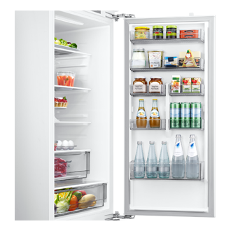 Lodówka do zabudowy AI z dolnym zamrażalnikiem biała BRB70F30BEF0EO, widok na półki na drzwiach lodówki