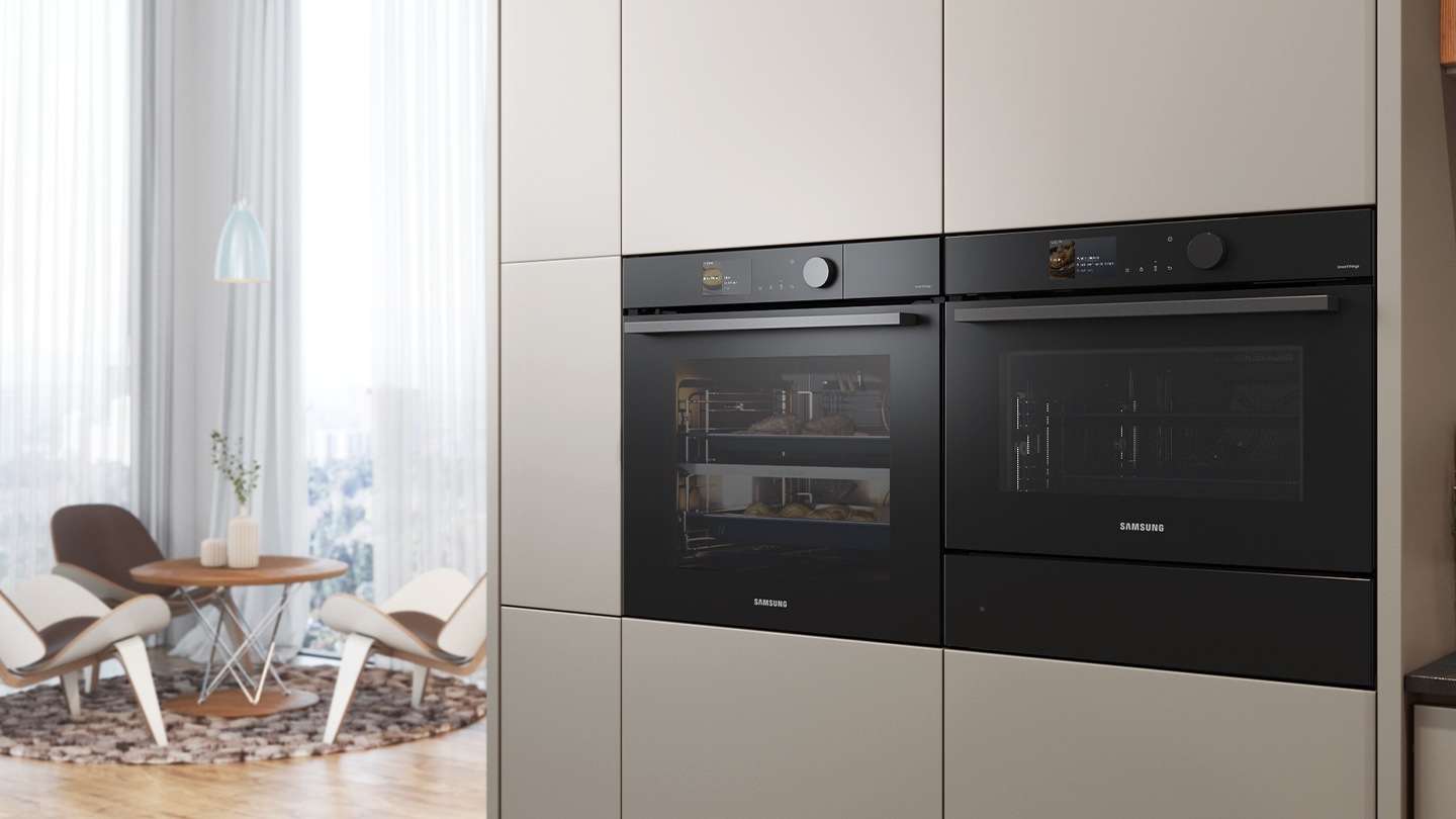 Piekarnik parowy Samsung Steam Cook NV7B6685AAN/U2 z WiFi i technologią Dual Cook w kuchni obok kuchenki mikrofalowej