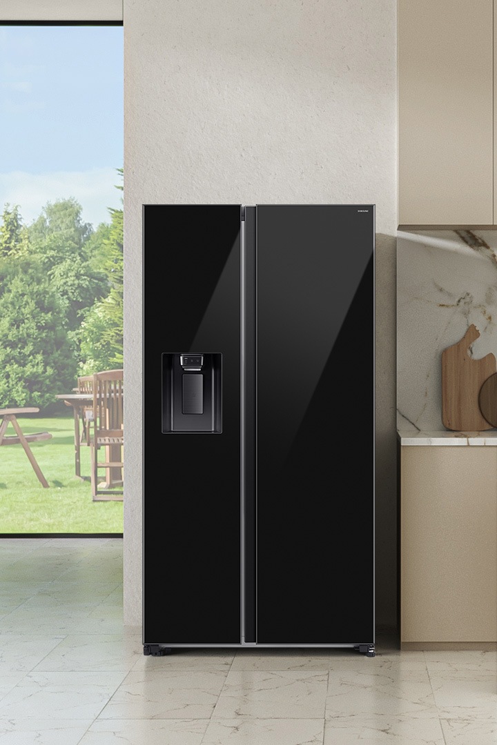 BAD-LIKEページ Lodówka Hisense RS818N4TFE Side by Side 179 cm Czarna od