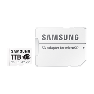 Karta Samsung PRO Plus microSD 1TB z logiem Sonic obok adaptera SD, zestaw w kolorze białym