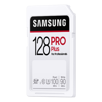 Karta pamięci 128GB Samsung PRO Plus 2020 - rzut po skosie z lewej strony