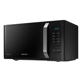 Czarna mikrofalówka wolnostojąca 800W MS23K352AK/E2, widok skosem w lewo