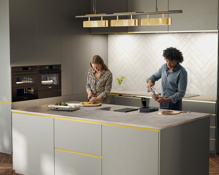 [ÑQ5B7993Á~ÁK/Ú2] 