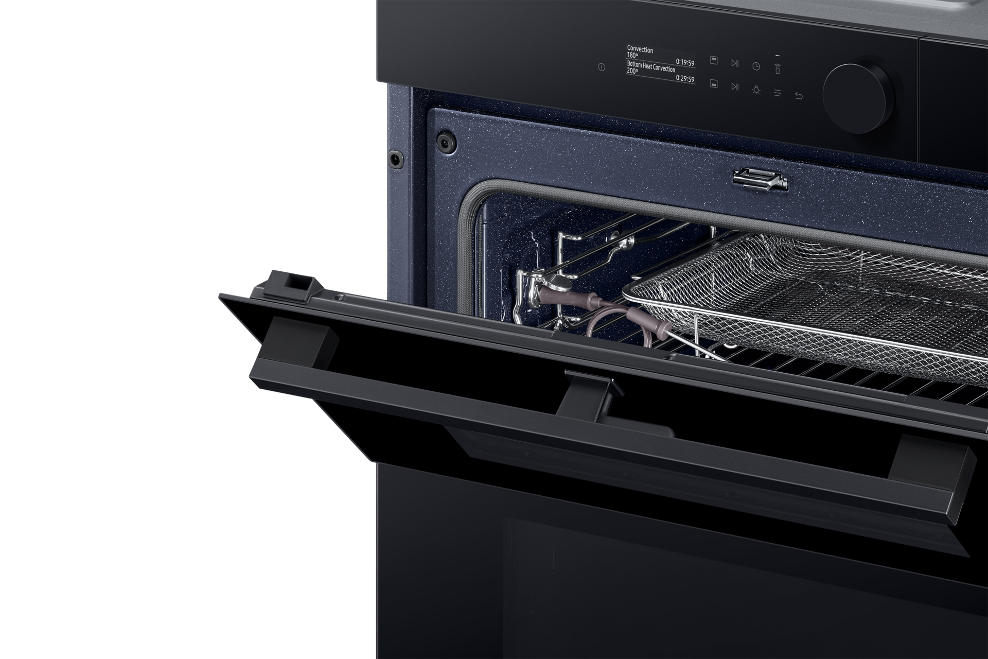 Piekarnik parowy Steam Cook Samsung NV7B5785JAK/U2 z technologią Dual Cook Flex i WiFi - zbliżenie z uchylonymi górnymi drzwiami