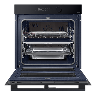 Piekarnik parowy Steam Cook Samsung NV7B5785JAK/U2 z technologią Dual Cook Flex i WiFi - widok z otwartymi drzwiami, naczyniem Steam Cook i Air Fry