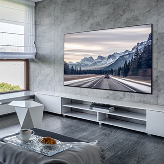 Zbliżenie na krawędź Telewizora 55” OLED S95D 4K Smart TV QE55S95DATXXH