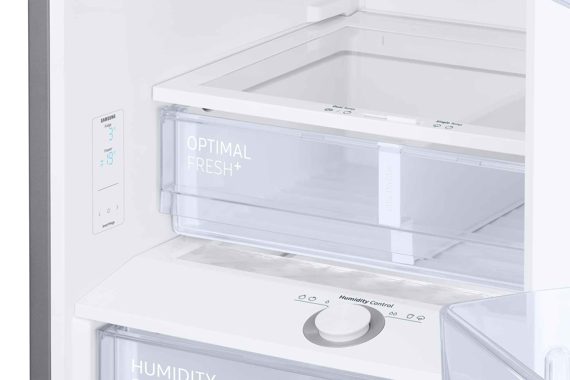 Wnętrze lodówki AI z dolnym zamrażalnikiem Samsung RB34C603CB1/EF, zbliżenie na szuflady humidity fresh