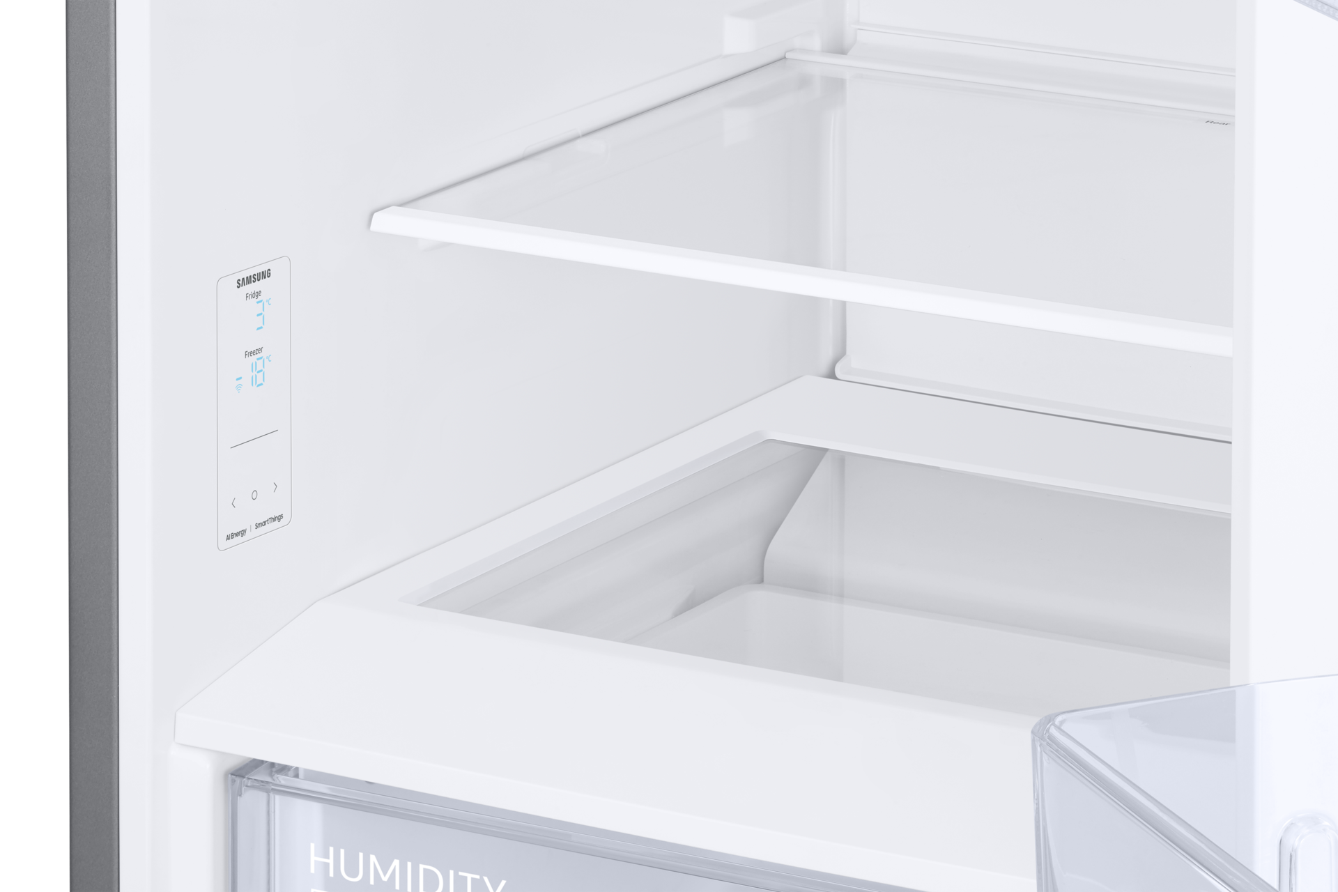 Lodówka Samsung Bespoke RB38C6B2E22/EF z dolnym zamrażalnikiem - zbliżenie na puste półki