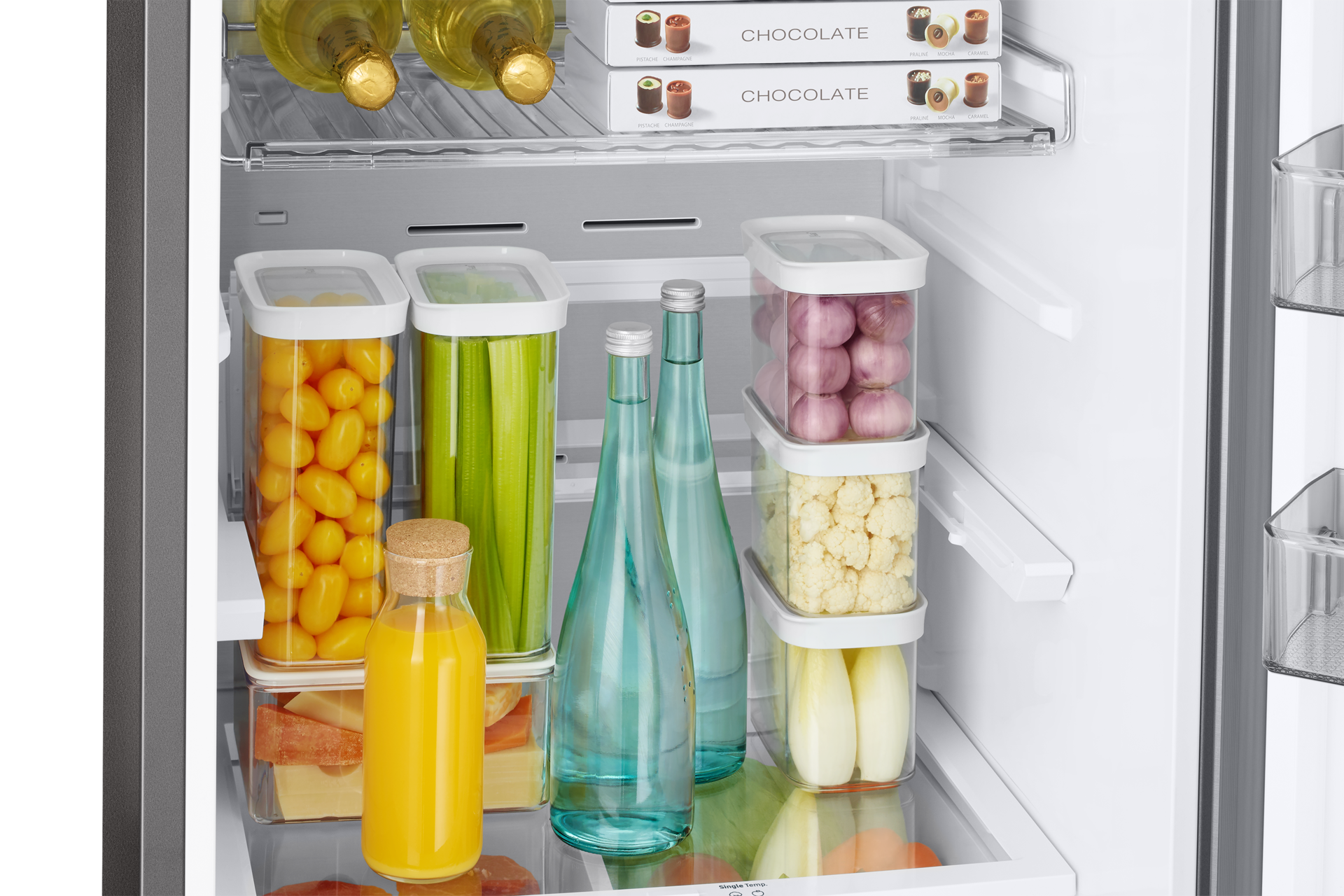 Bespoke Bottom Mount Freezer with SmartThings AI energy mode and Twin Cooling Detail-2Step-Foldable-Shelf Silver 
