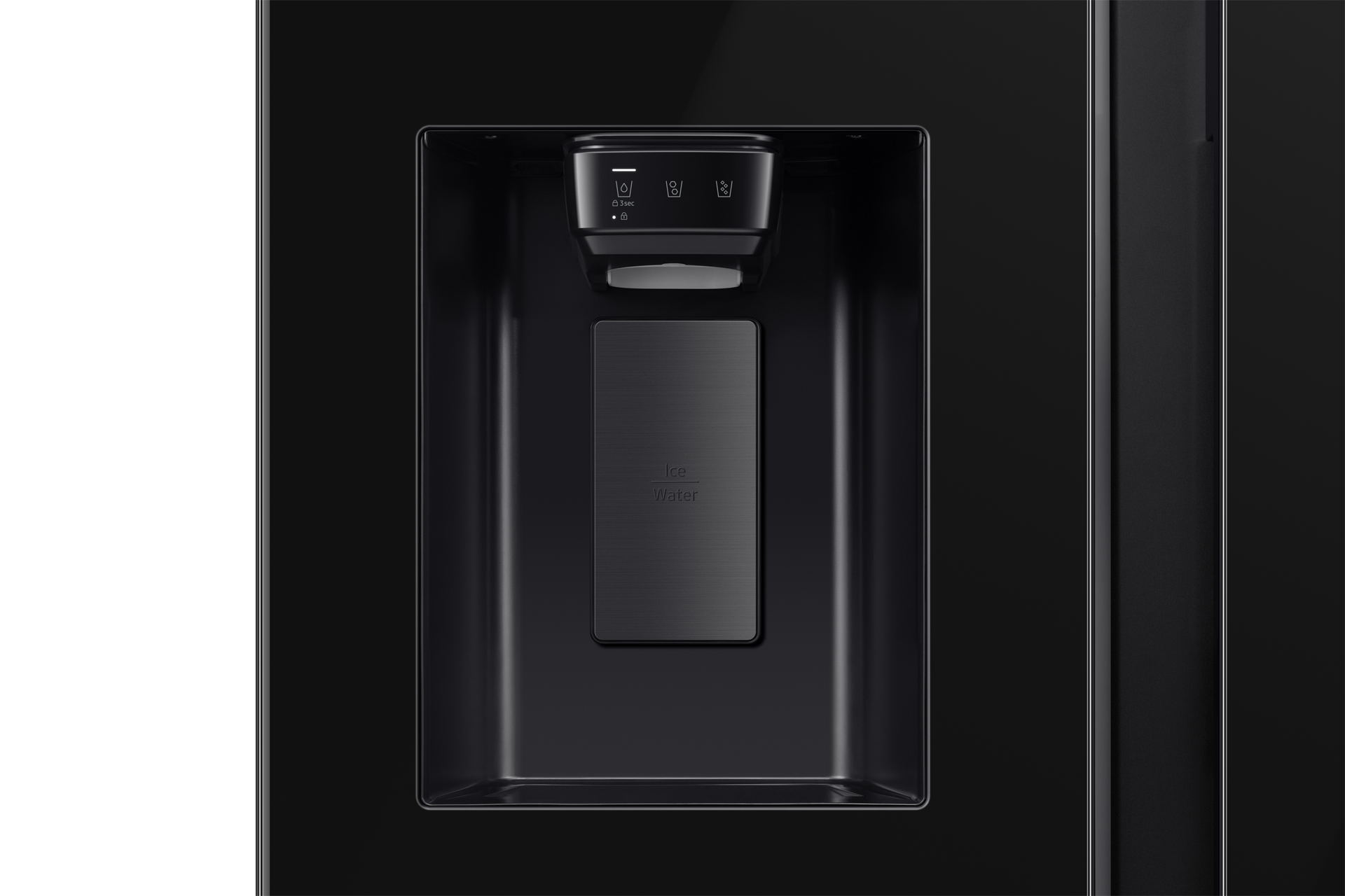 Dystrybutor wody i kostkarka do lodu w lodówce Samsung RS70F64KEBEO, wbudowany w front urządzenia w kolorze srebrnym.