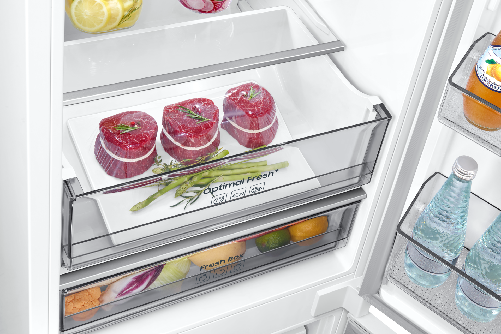 BRB80F Bottom Mount Freezer with Twin Cooling Detail8 White 