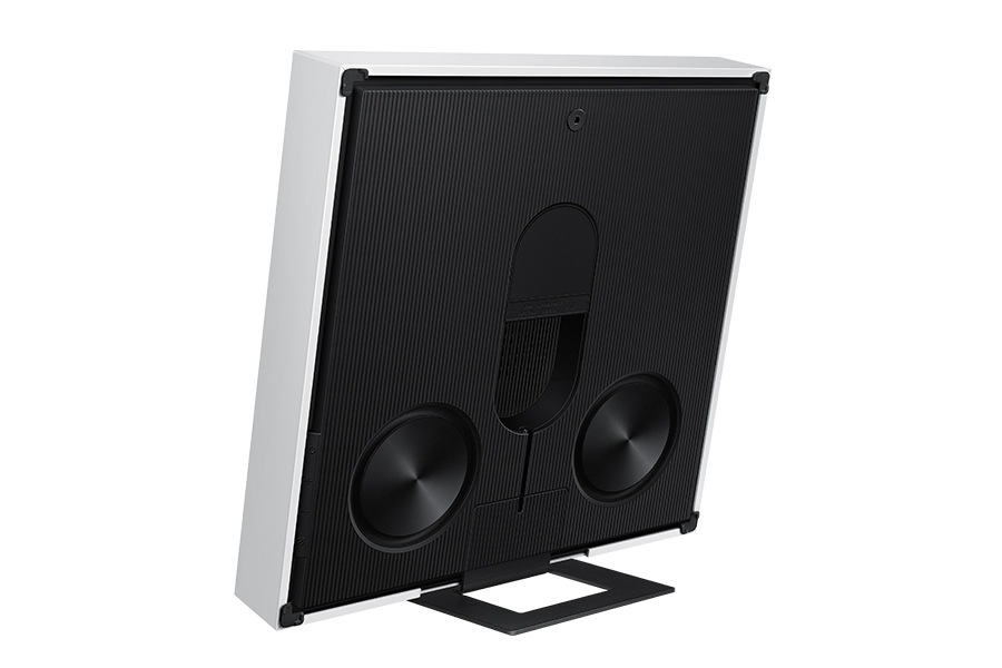 back-dynamic-with-stand White