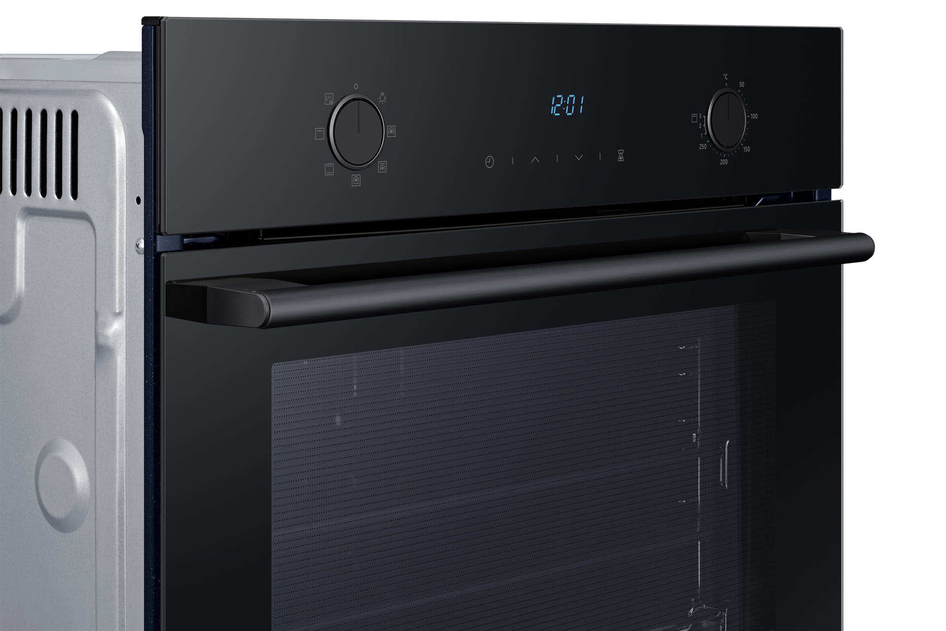 [détá~íl Bl~áck]