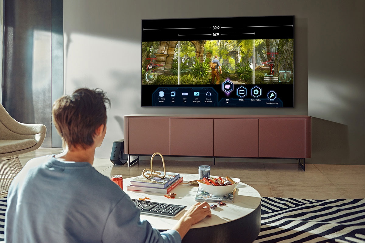 UHD 4K телевизор Samsung QLED QE55Q70AAUXRU 55 дюймов - купить | Цены и ...