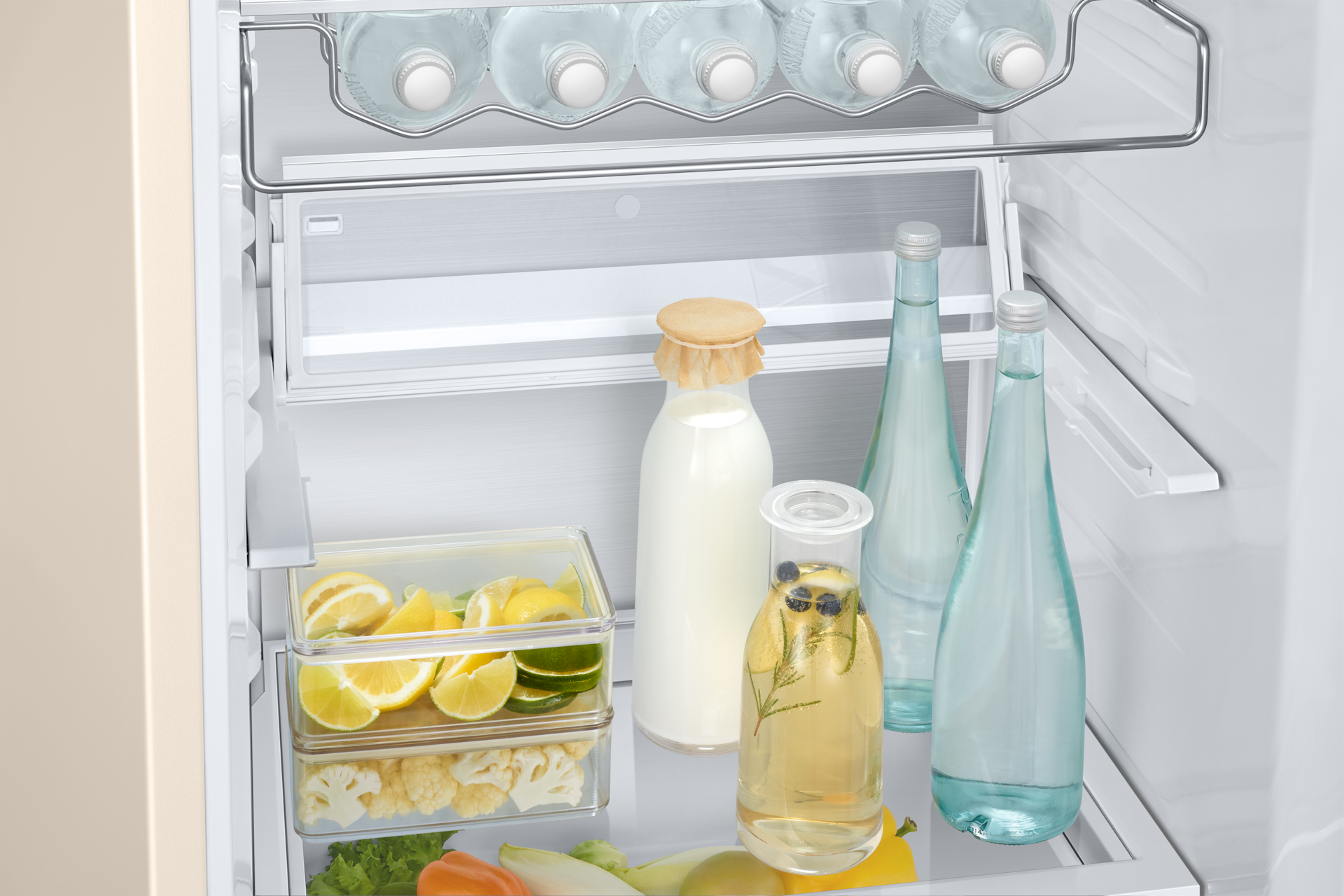 RB5000A Bottom Freezer Refrigerator with All-around Cooling and Humidity Fresh+_RB37A5411 Detail2 Beige 