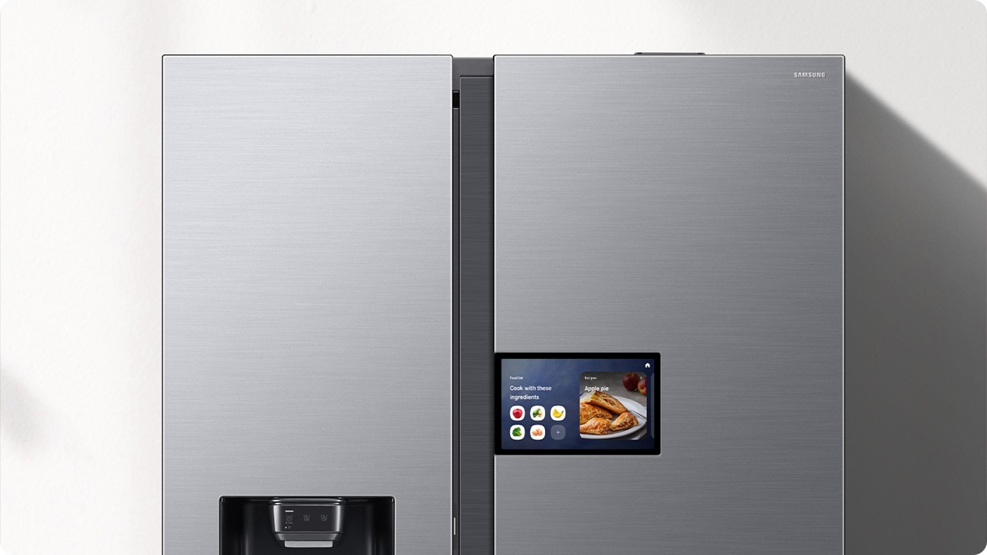 Close-up of 9” LCD AI Home screen in the refrigerator. The 9” LCD AI Home screen lets you check food recipes, weather and your schedule and play relaxing music. A 3D map view identifies all devices in each room of my home. In samsung TV  Plus, you enjoy entertainment such as samsung movie, live and news.