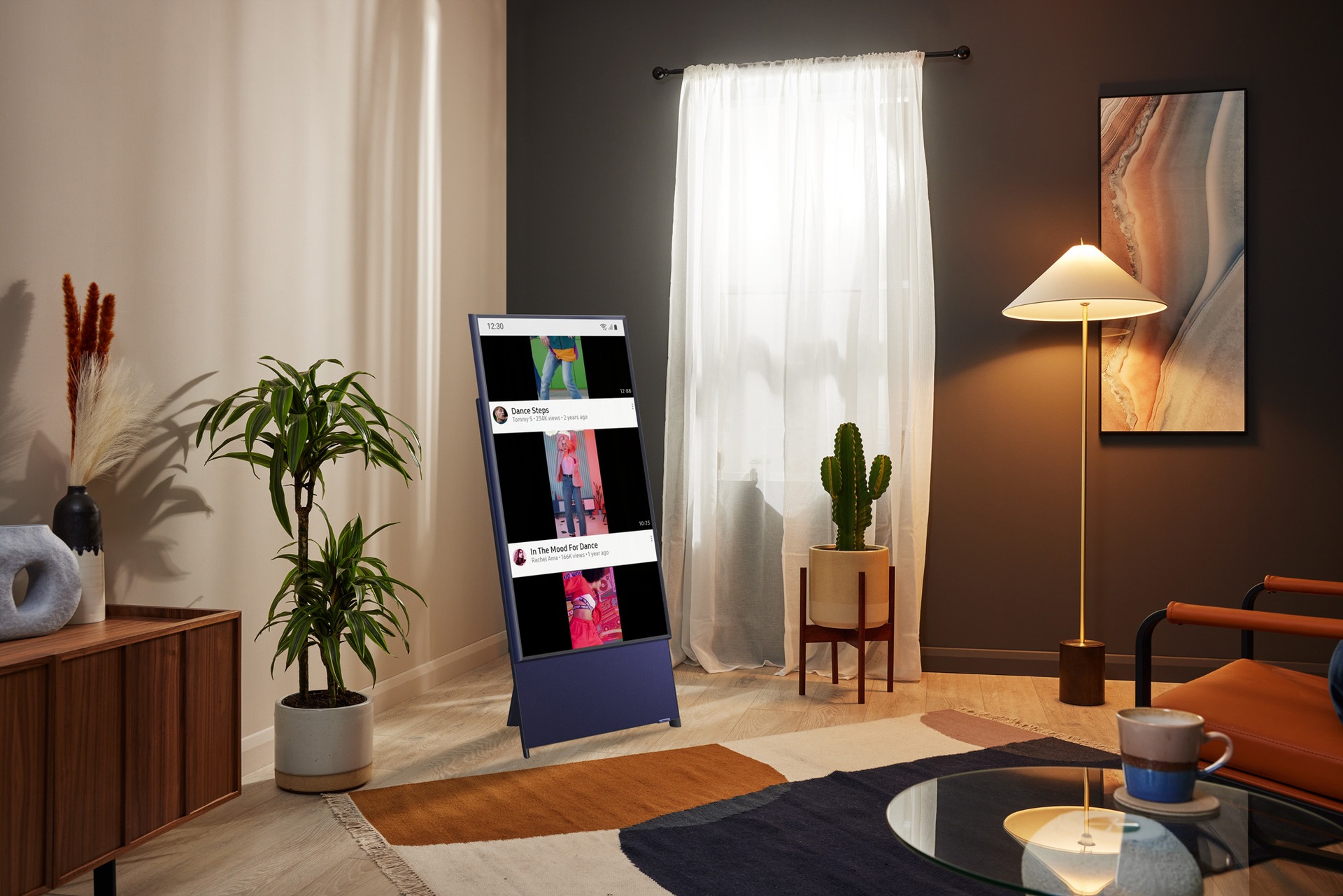 The Sero LS05B TV Lifestyle Feature Image 2