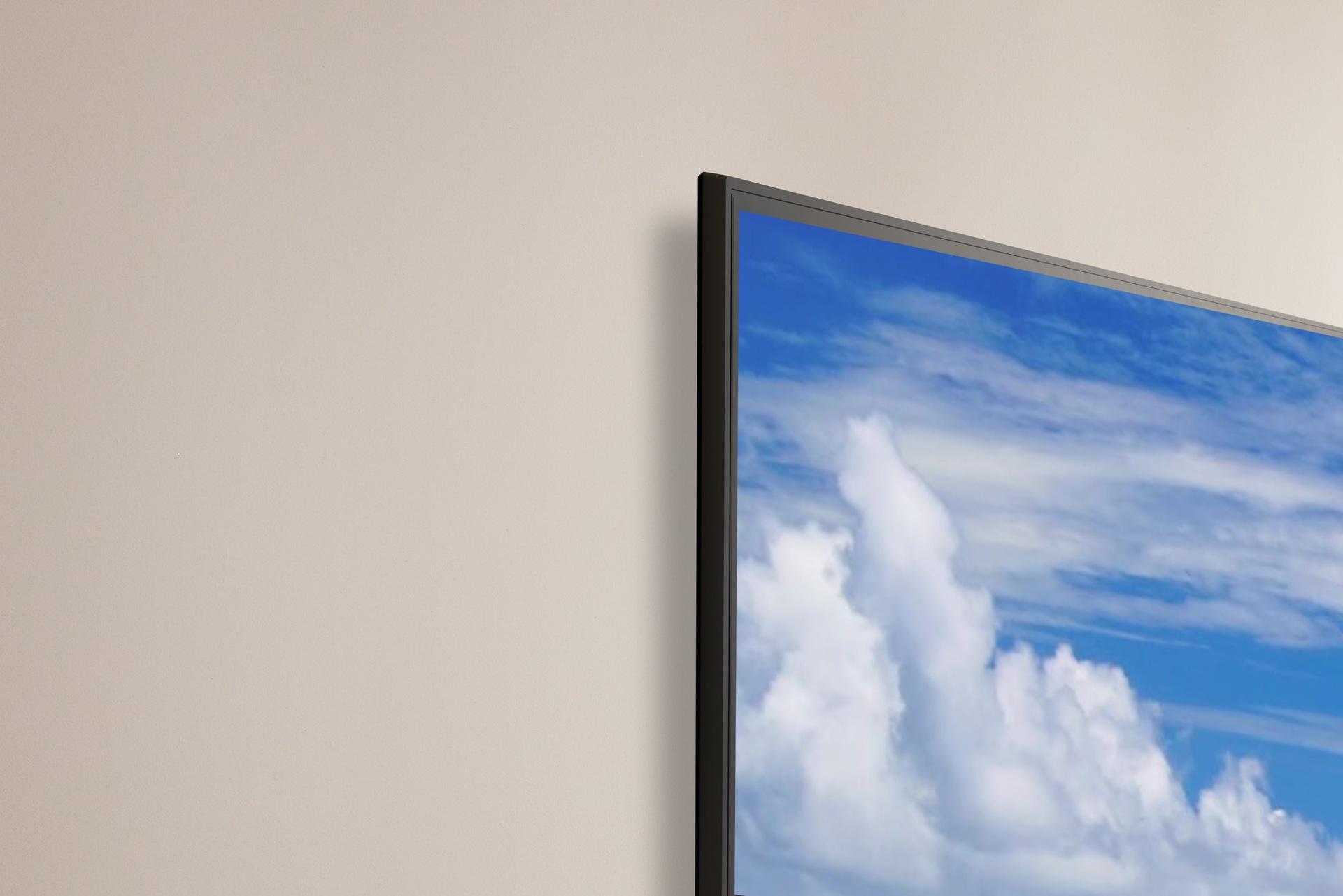 QLED Q60B TV Lifestyle Feature Image 4