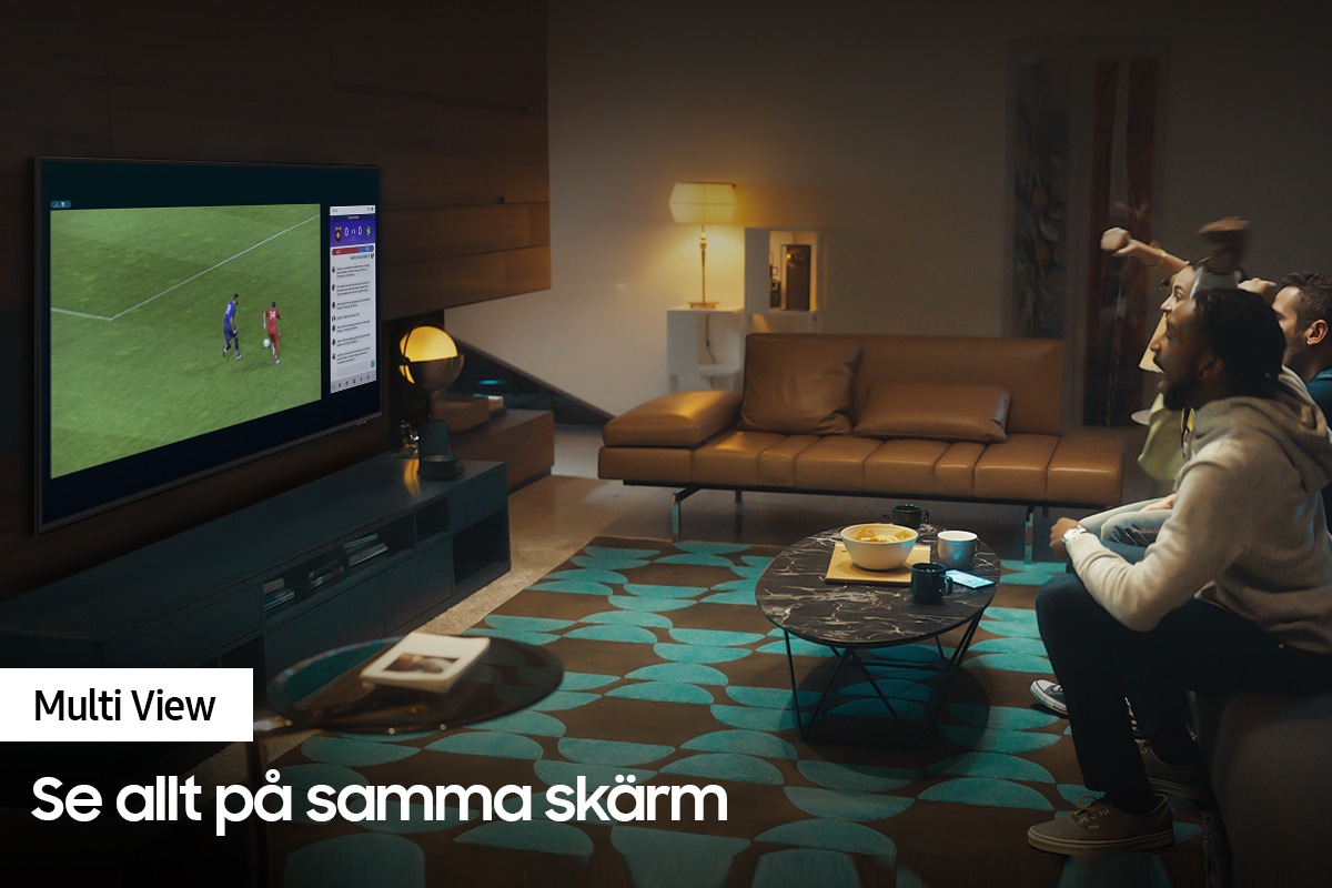 Crystal UHD TV AU9000 kan ansluta telefonen till TV:n med hjälp av Multi View