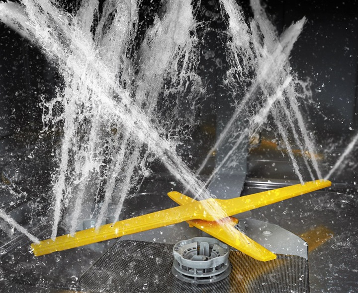 Bespoke Freestanding Dishwasher WaterJet Clean™ 14 Place Setting