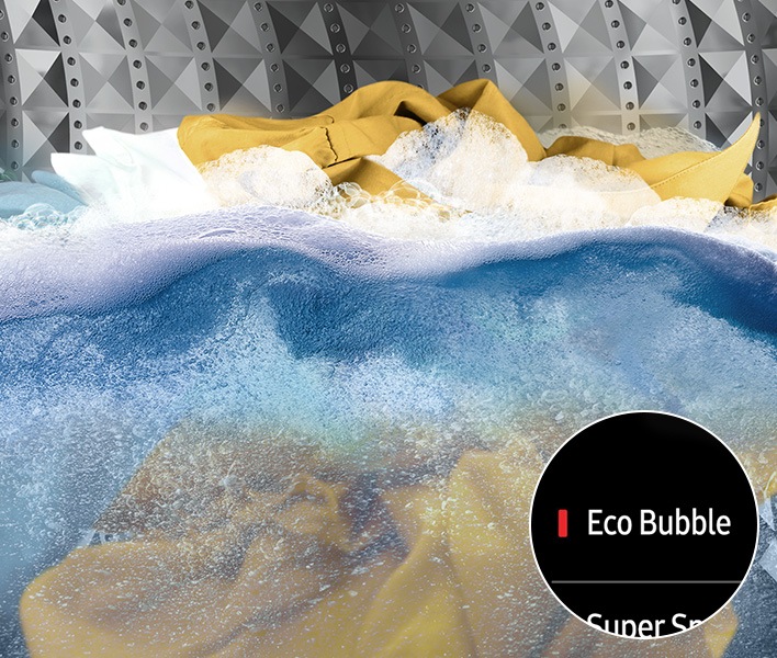 Using the Intensive Wash of the Eco Bubble course, clothes are being washed clean with detergent mixed water.