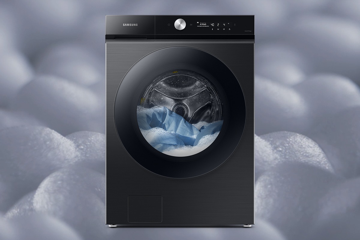 Bubbles are formed through the bubble holes within the washing machine’s drum. The bubble generation optimizes for each load* and is formed in different amounts depending on the type of textile. AI Ecobubble™ helps up to 70% energy saving***, up to 24% better soil removal** and up to 45.5% better fabric care****.