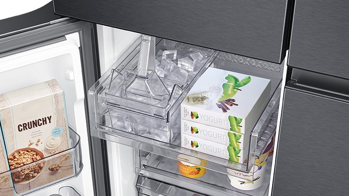 Business | 550 L Refrigerator FDR -Beverage Center™ Black DOI