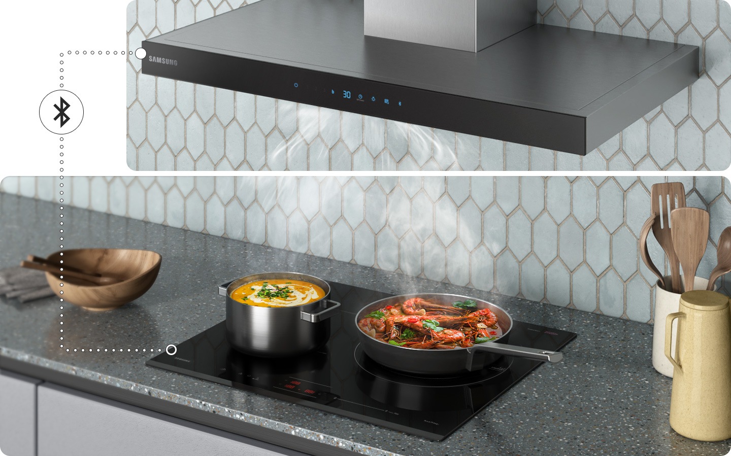 You can control the hood and cooktop at once by connecting them via Bluetooth.