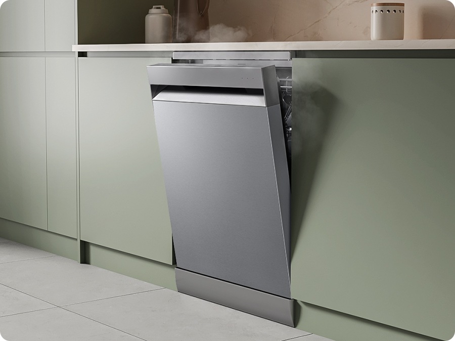 Shows how the dishwasher door automatically opens at the end of a cycle to allow steam to escape.
