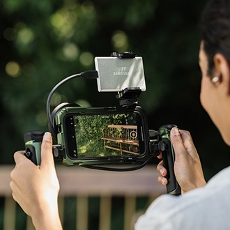 Portable SSD T7 Resurrected USB 3.2 Gen 2 4TB Silver