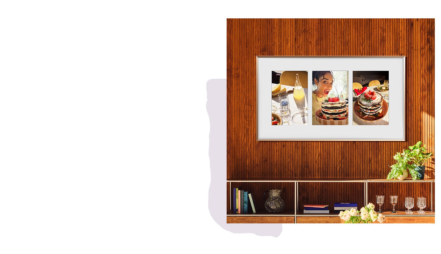 ทีวี The Frame ในห้องนั่งเล่นจะแสดงภาพครอบครัวสามภาพจากเหตุการณ์เดียวกัน