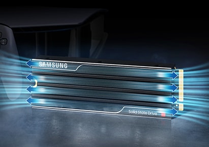 Air circulates through the cover grooves of the 9100 PRO with Heatsink, and there are arrows indicating the direction.