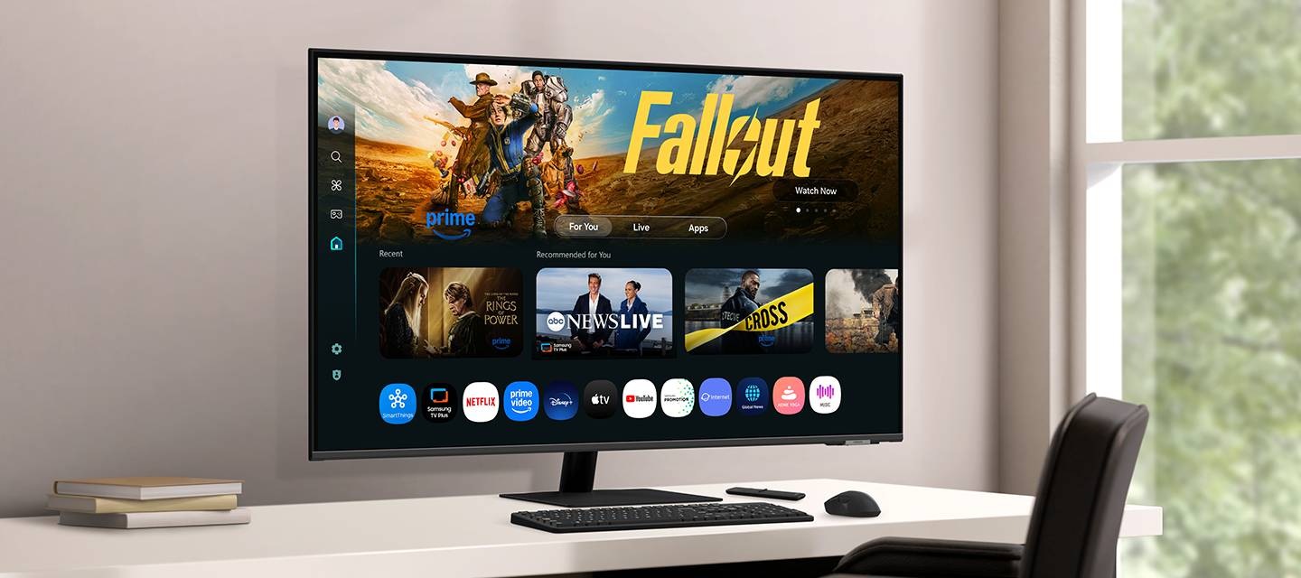 Masaüstü ekranında çeşitli içerik ve uygulamaların sıralandığı Smart TV Uygulamalar sayfası görüntüleniyor. Samsung TV Plus logosu.