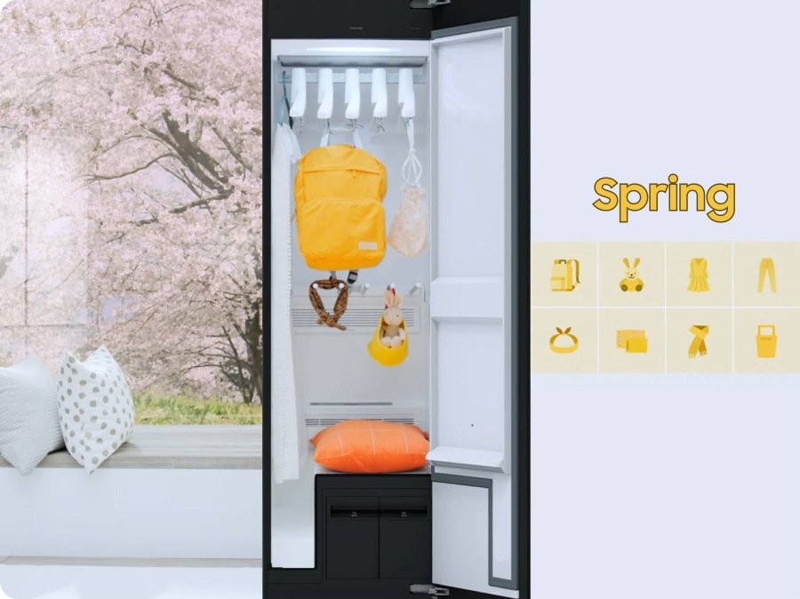 AirDresser’ın orta kısmında yer alan çoklu askı sayesinde mevsime göre çanta ve oyuncak bebek gibi çeşitli eşyaların bakımını yapabilirsiniz. AirDresser’ı çoklu askısıyla ilkbaharda çanta ve oyuncak bebeklerin, yazın mayoların, sonbaharda yürüyüş ekipmanlarının, kışın ise şişme montların ve atkıların bakımı için kullanabilirsiniz.